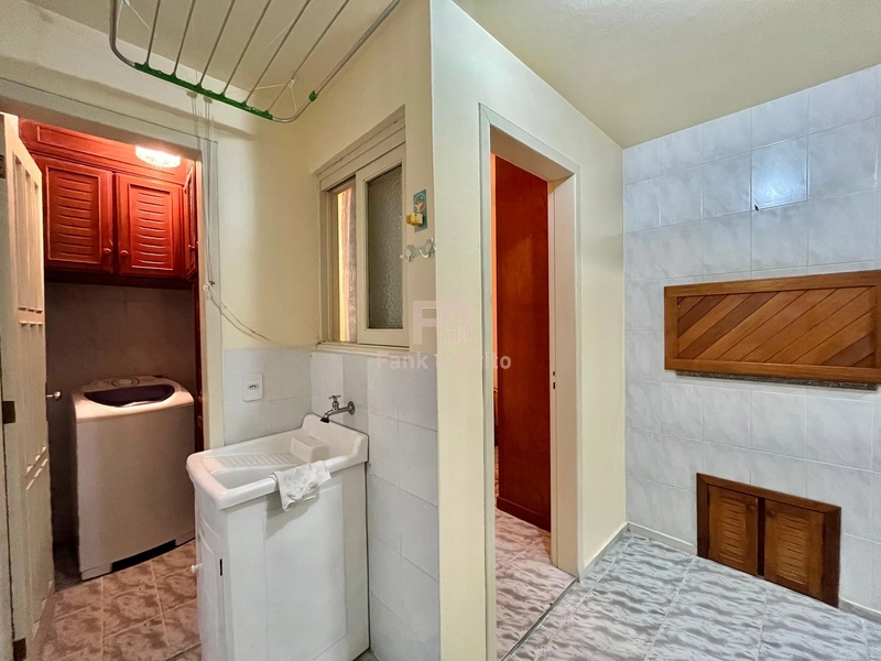 GIGANTE APARTAMENTO FRENTE PÇ. BOIANOVSKI, VISTA PRO MAR!!!: 11ª foto da galeria de imagens do imóvel