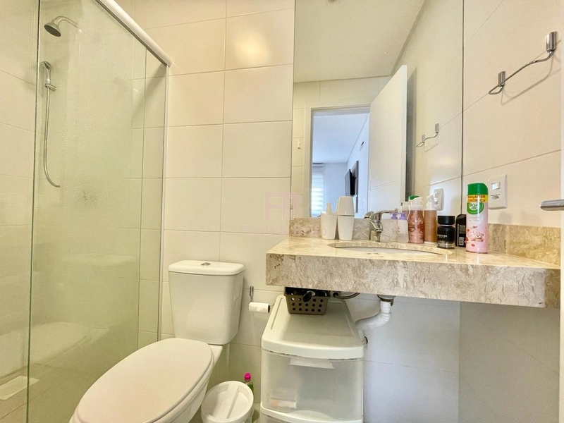 OPORTUNIDADE UNICA A UMA QUADRA DO MAR: 8ª foto da galeria de imagens do imóvel