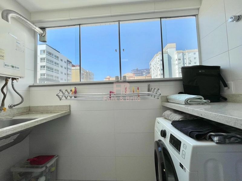 OPORTUNIDADE UNICA A UMA QUADRA DO MAR: 27ª foto da galeria de imagens do imóvel