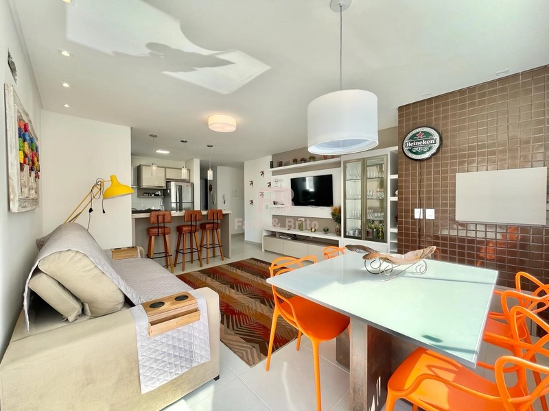 OPORTUNIDADE UNICA A UMA QUADRA DO MAR: 4ª foto da galeria de imagens do imóvel