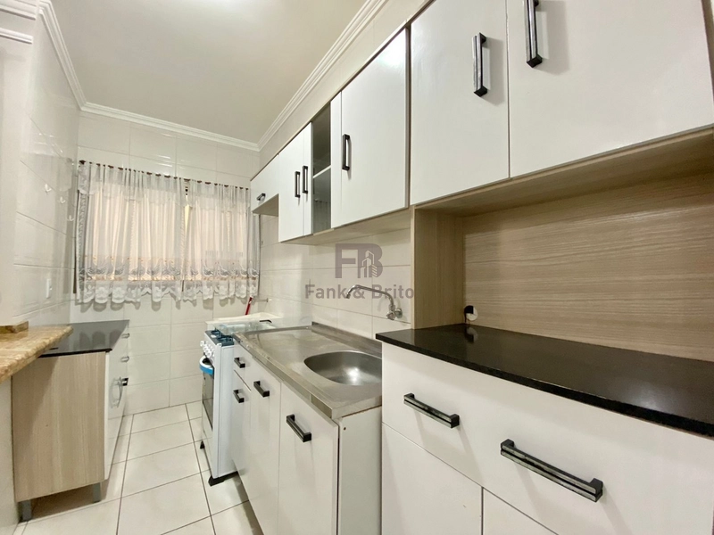 APARTAMENTO DOIS DORMITÓRIOS PERTO DO MAR E NA AVENIDA: 10ª foto da galeria de imagens do imóvel