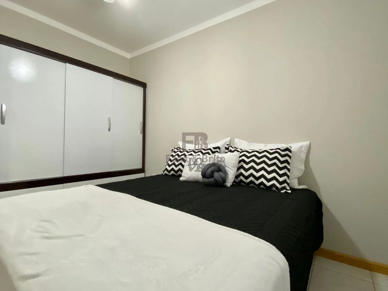 APARTAMENTO DOIS DORMITÓRIOS PERTO DO MAR E NA AVENIDA: 14ª foto da galeria de imagens do imóvel