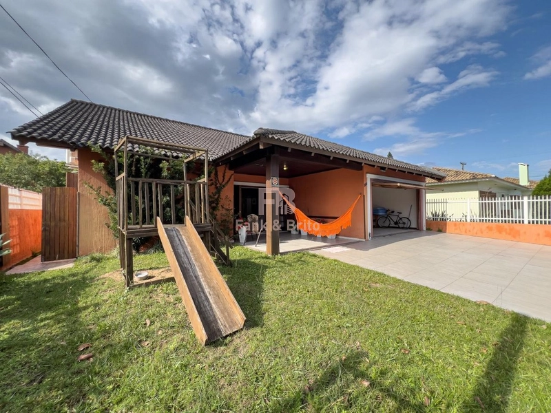 Casa dos Sonhos a Passos do Mar, na Zona Nova em Capão da Canoa: 1ª foto da galeria de imagens do imóvel