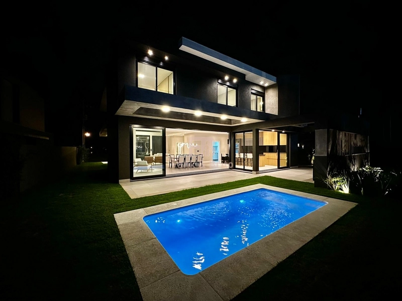 SOBRADO A VENDA EM CONDOMINIO FECHADO EM XANGRILA: 68ª foto da galeria de imagens do imóvel