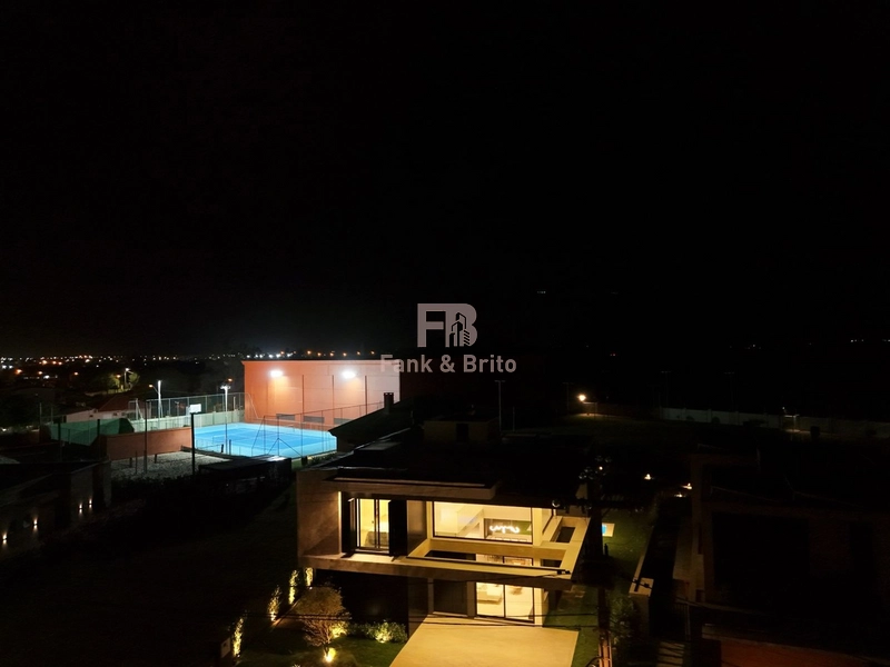 SOBRADO A VENDA EM CONDOMINIO FECHADO EM XANGRILA: 92ª foto da galeria de imagens do imóvel