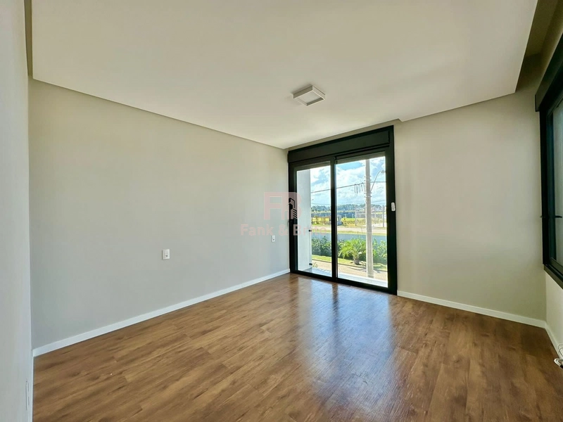 CASA À VENDA BEIRA LAGO CONDOMÍNIO SENSE: 57ª foto da galeria de imagens do imóvel