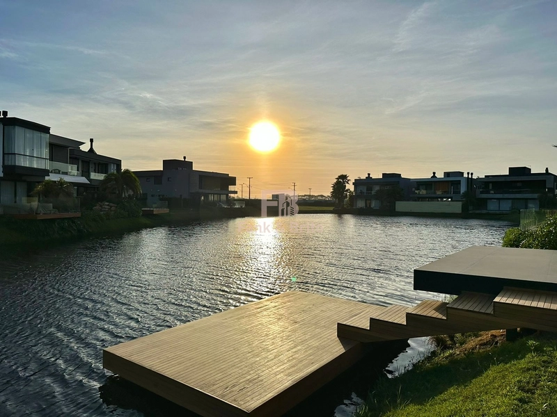 CASA À VENDA BEIRA LAGO CONDOMÍNIO SENSE: 26ª foto da galeria de imagens do imóvel