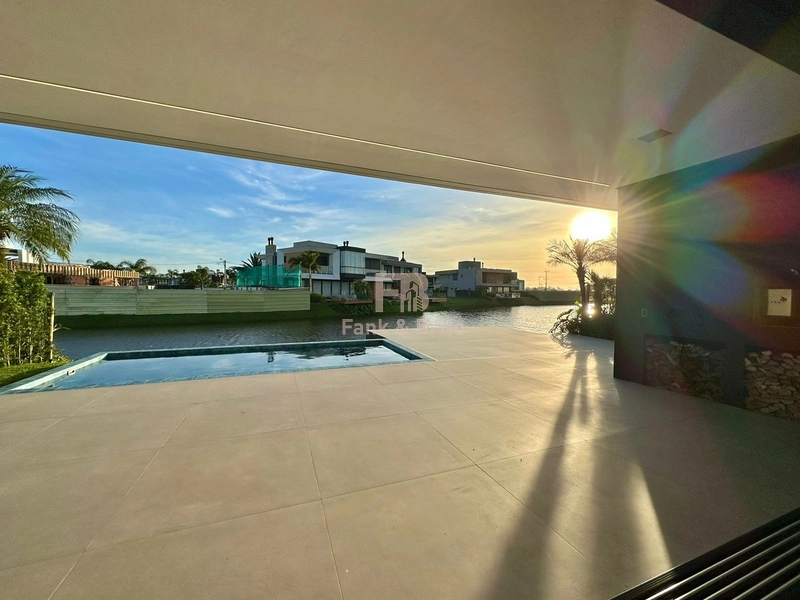 CASA À VENDA BEIRA LAGO CONDOMÍNIO SENSE: 19ª foto da galeria de imagens do imóvel