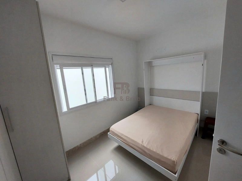 APARTAMENTO A VENDA FRENTE PRAÇA: 4ª foto da galeria de imagens do imóvel