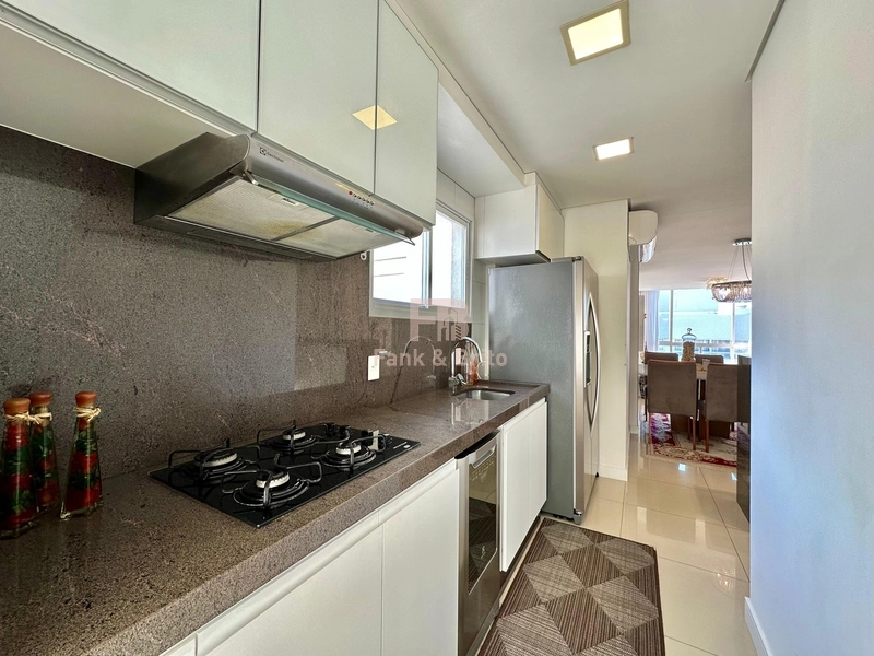 03 dormitórios com vista mar.: 8ª foto da galeria de imagens do imóvel