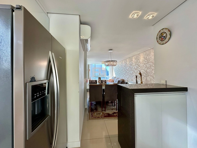 03 dormitórios com vista mar.: 10ª foto da galeria de imagens do imóvel