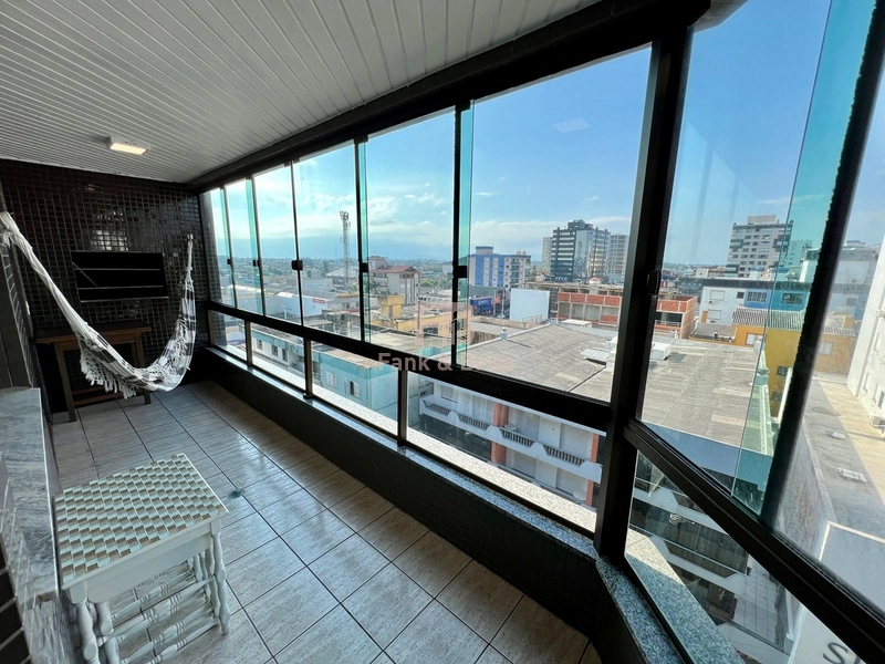 Apartamento no centro de Capão da Canoa.: 2ª foto da galeria de imagens do imóvel