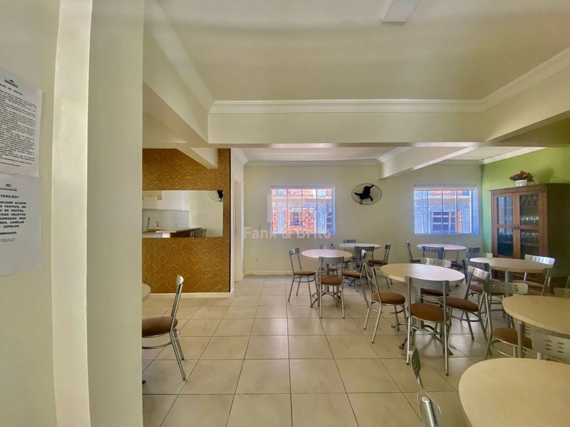 Dois dormitórios a uma quadra do mar: 18ª foto da galeria de imagens do imóvel