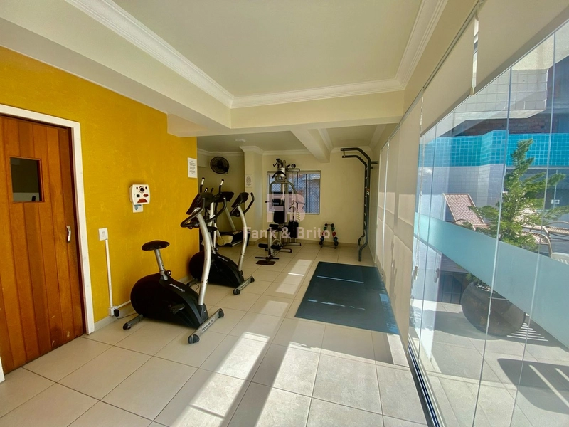 Dois dormitórios a uma quadra do mar: 23ª foto da galeria de imagens do imóvel