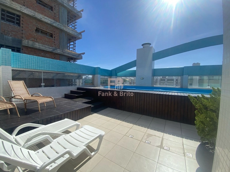 Dois dormitórios a uma quadra do mar: 24ª foto da galeria de imagens do imóvel