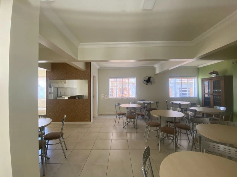 Dois dormitórios a uma quadra do mar: 19ª foto da galeria de imagens do imóvel