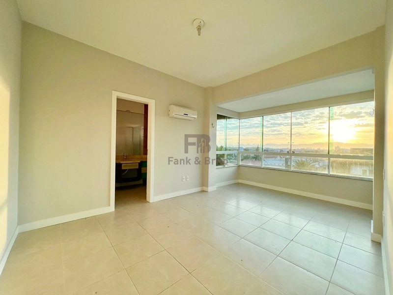 APARTAMENTO 3DORMITÓRIOS COM VISTA LIBERADA PARA AVENIDA: 13ª foto da galeria de imagens do imóvel