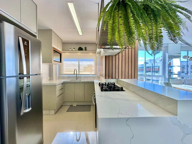 APARTAMENTO AMPLO DE 3 DORMITORIOS FINAMENTE MOBILIADO !: 12ª foto da galeria de imagens do imóvel