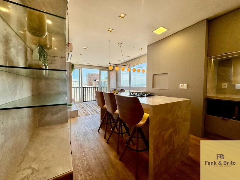 VENDE APARTAMENTO AMPLO COM VISTA PRAÇA E MAR: 16ª foto da galeria de imagens do imóvel