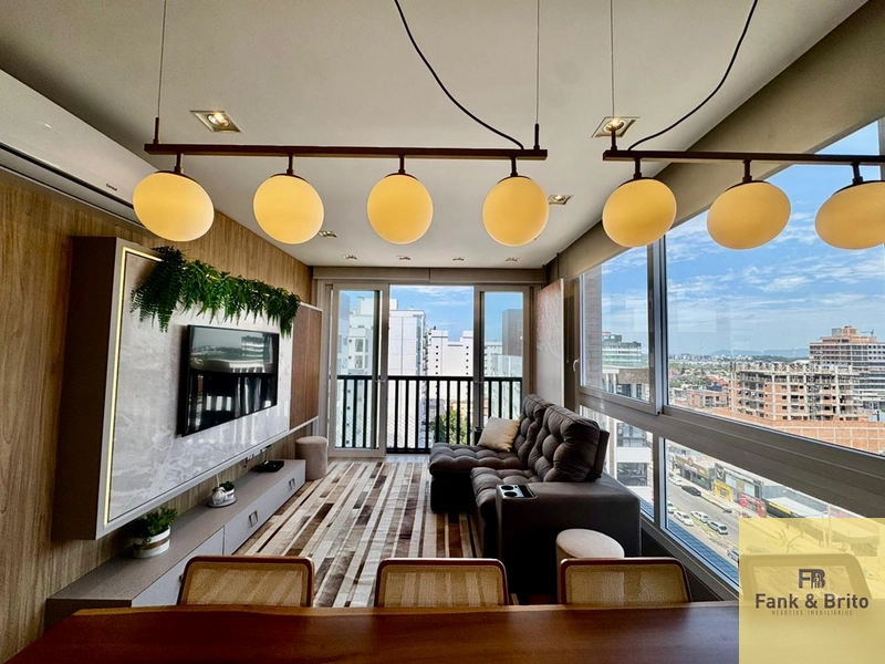 VENDE APARTAMENTO AMPLO COM VISTA PRAÇA E MAR: 4ª foto da galeria de imagens do imóvel