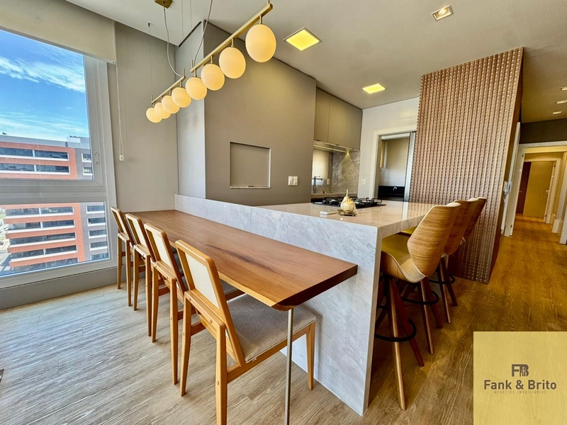 VENDE APARTAMENTO AMPLO COM VISTA PRAÇA E MAR: 12ª foto da galeria de imagens do imóvel