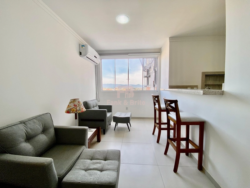 PRONTO PARA USO EM PRÉDIO FRENTE A PRAÇA.: 3ª foto da galeria de imagens do imóvel