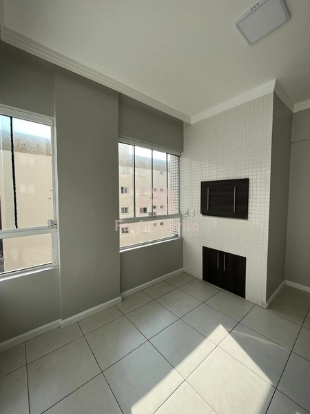 APARTAMENTO DE 2 DORMITÓRIOS NO BAIRRO NAVEGANTES. OPORTUNIDADE!: 2ª foto da galeria de imagens do imóvel