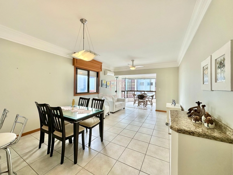 POUCOS PASSOS DO MAR, JUNTO A PRAÇA, CALÇADÃO E VISTA ETERNA P/O MAR!: 3ª foto da galeria de imagens do imóvel