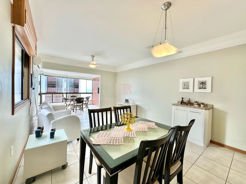 POUCOS PASSOS DO MAR, JUNTO A PRAÇA, CALÇADÃO E VISTA ETERNA P/O MAR!: 2ª foto da galeria de imagens do imóvel