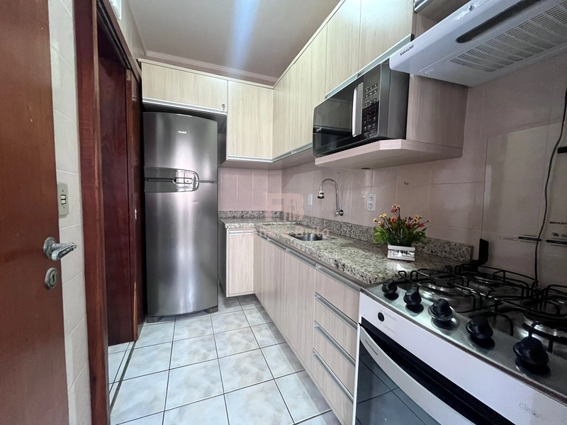 Junto ao Centro e praça Flavio Boianovski!: 10ª foto da galeria de imagens do imóvel