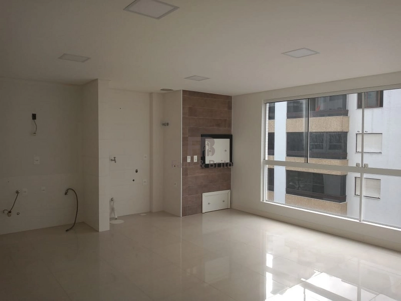 NO CENTRO! JUNTO A TODOS RECURSOS! 2 DORMITÓRIOS DE FRENTE!: 7ª foto da galeria de imagens do imóvel