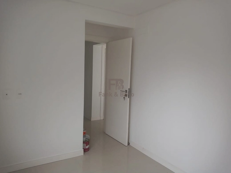 NO CENTRO! JUNTO A TODOS RECURSOS! 2 DORMITÓRIOS DE FRENTE!: 4ª foto da galeria de imagens do imóvel