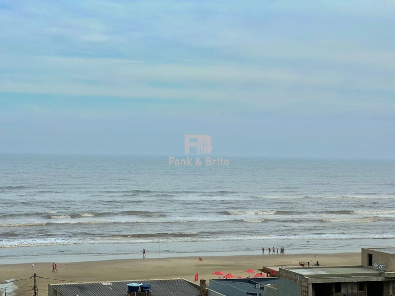 Apartamento pé na areia, com vista definitiva para o mar!!: 15ª foto da galeria de imagens do imóvel