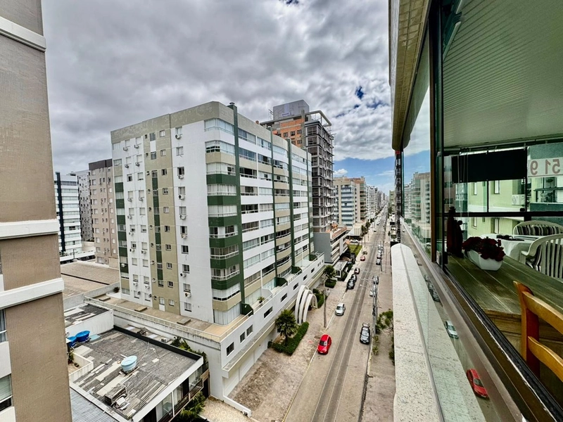 APARTAMENTO MOBILIADO A UMA QUADRA DO MAR: 32ª foto da galeria de imagens do imóvel
