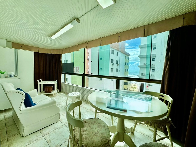 APARTAMENTO MOBILIADO A UMA QUADRA DO MAR: 14ª foto da galeria de imagens do imóvel