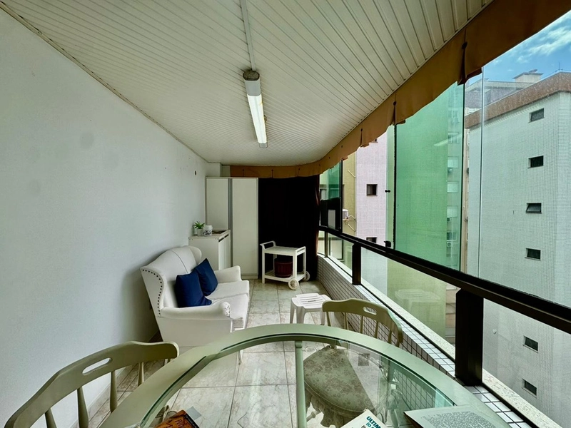 APARTAMENTO MOBILIADO A UMA QUADRA DO MAR: 16ª foto da galeria de imagens do imóvel