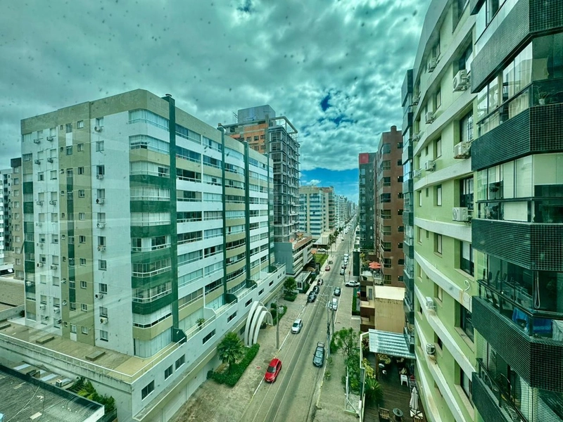 APARTAMENTO MOBILIADO A UMA QUADRA DO MAR: 28ª foto da galeria de imagens do imóvel