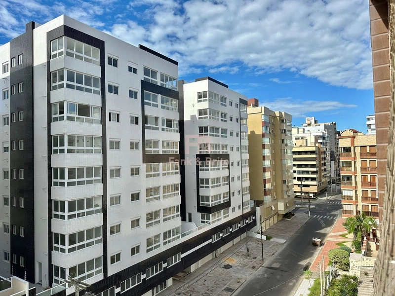 APARTAMENTO PRÓXIMO DO MAR DE FRENTE COM VISTA: 5ª foto da galeria de imagens do imóvel