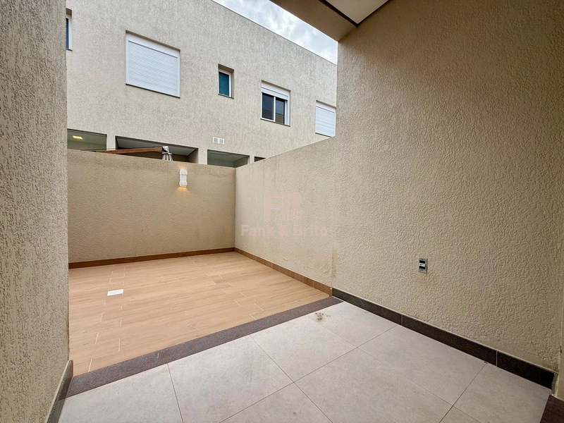 CASA EM CONDOMÍNIO FECHADO.: 23ª foto da galeria de imagens do imóvel