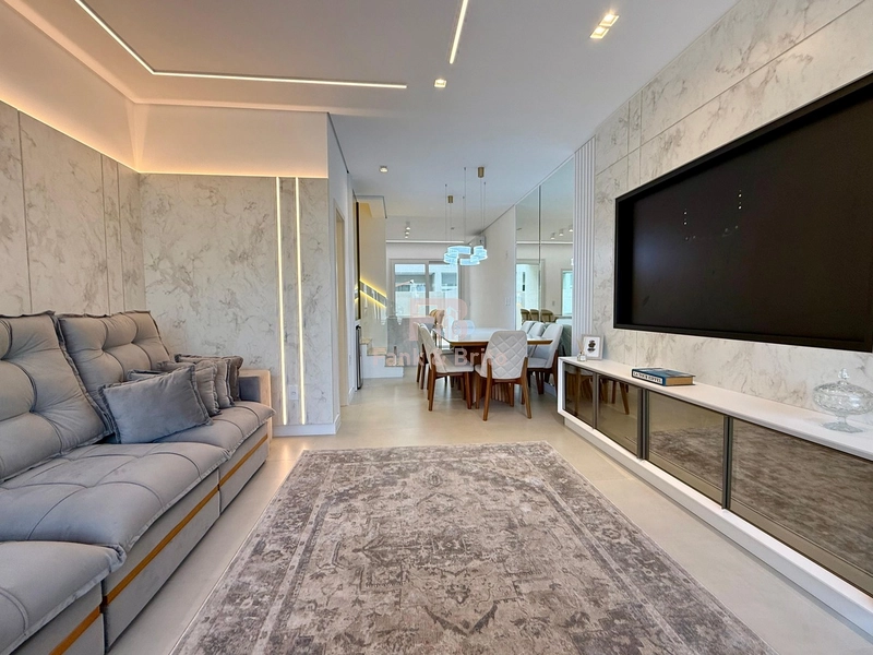 CASA EM CONDOMÍNIO FECHADO.: 2ª foto da galeria de imagens do imóvel