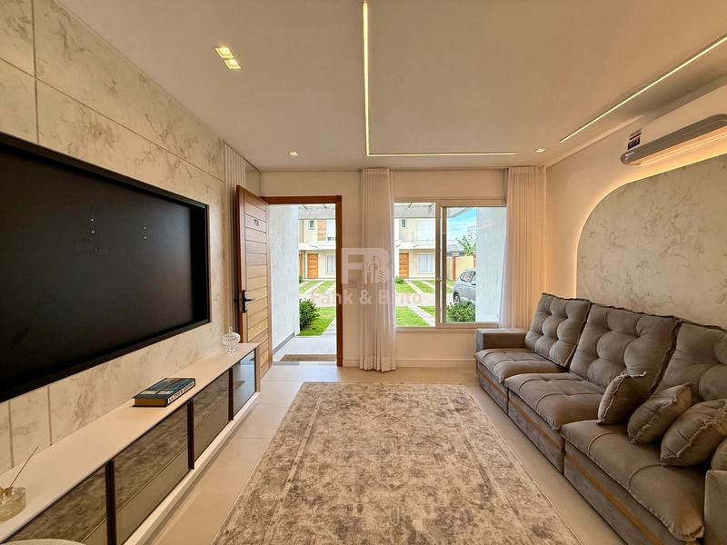 CASA EM CONDOMÍNIO FECHADO.: 3ª foto da galeria de imagens do imóvel