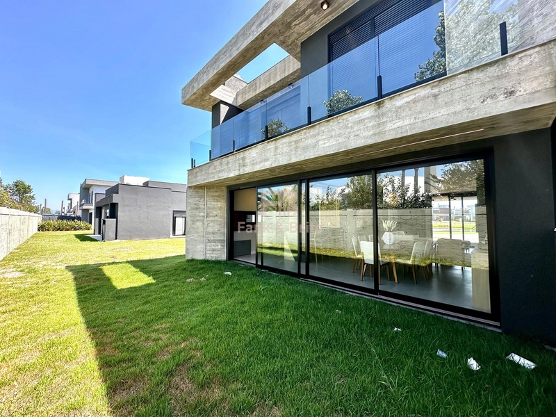 Decorada no Condomínio Sunset em Xangri-lá: 27ª foto da galeria de imagens do imóvel