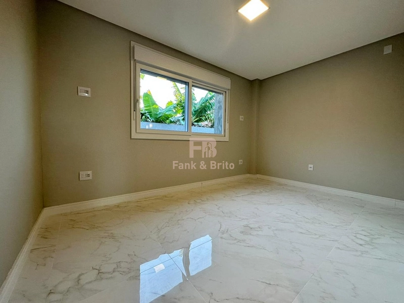 CASA A VENDA EM CAPÃO DA CANOA: 24ª foto da galeria de imagens do imóvel