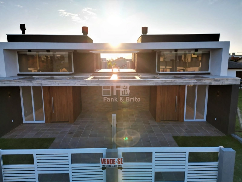 CASA A VENDA EM CAPÃO DA CANOA: 35ª foto da galeria de imagens do imóvel