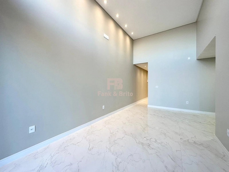 CASA A VENDA EM CAPÃO DA CANOA: 9ª foto da galeria de imagens do imóvel