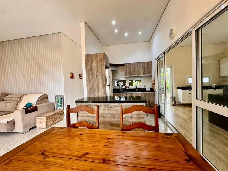 Casa de Condomínio com 3 Quartos e 3 banheiros à Venda.: 25ª foto da galeria de imagens do imóvel