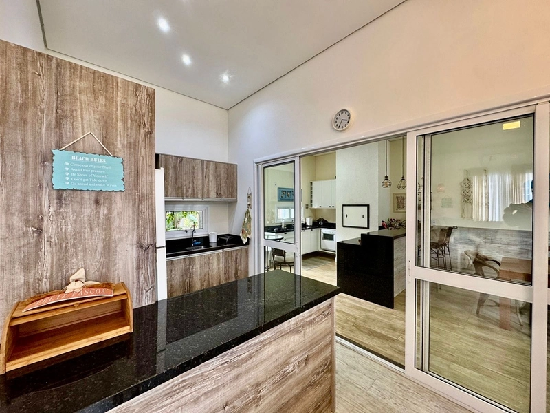 Casa de Condomínio com 3 Quartos e 3 banheiros à Venda.: 6ª foto da galeria de imagens do imóvel