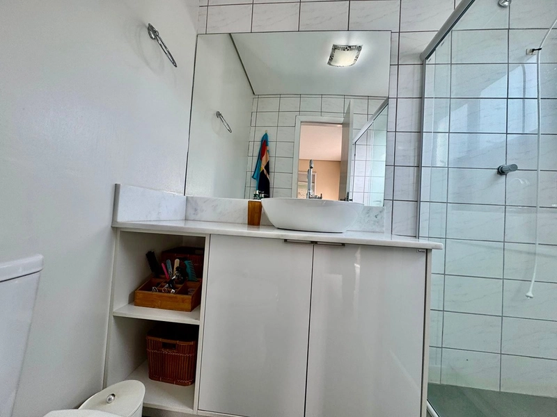 Casa de Condomínio com 3 Quartos e 3 banheiros à Venda.: 11ª foto da galeria de imagens do imóvel