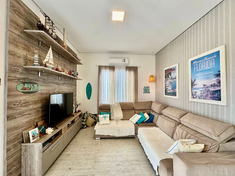 Casa de Condomínio com 3 Quartos e 3 banheiros à Venda.: 2ª foto da galeria de imagens do imóvel