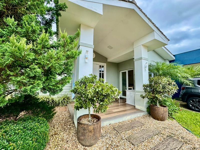 Casa de Condomínio com 3 Quartos e 3 banheiros à Venda.: 2ª foto da galeria de imagens do imóvel